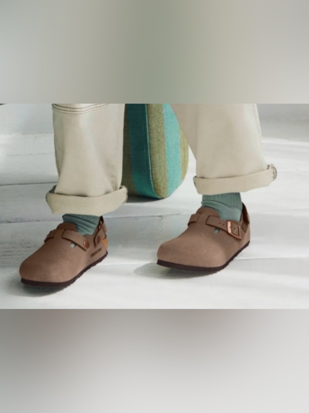 Birkenstock Kids Tokio Clogs in great condition!
Size: 29